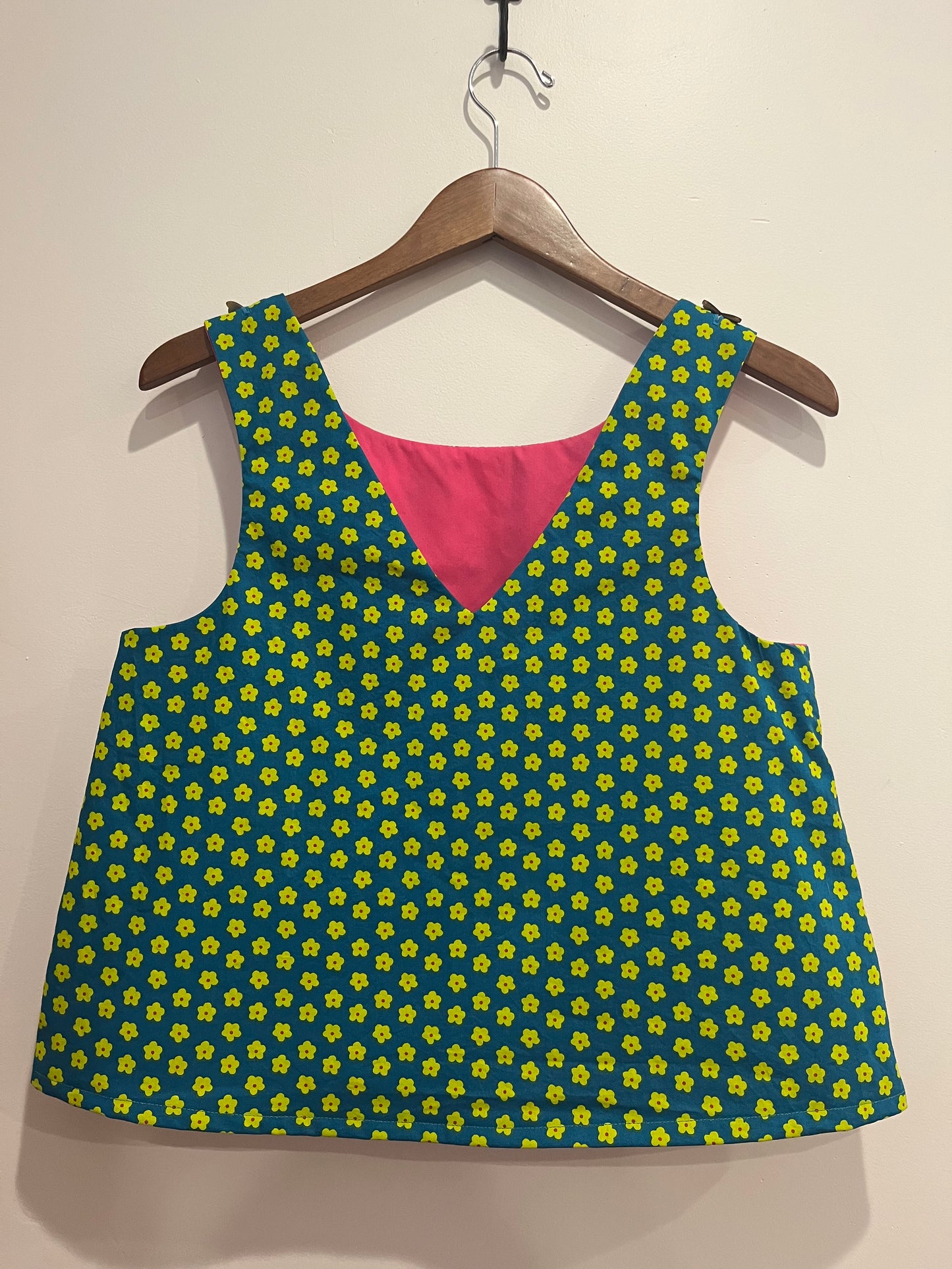 Women’s medium top
