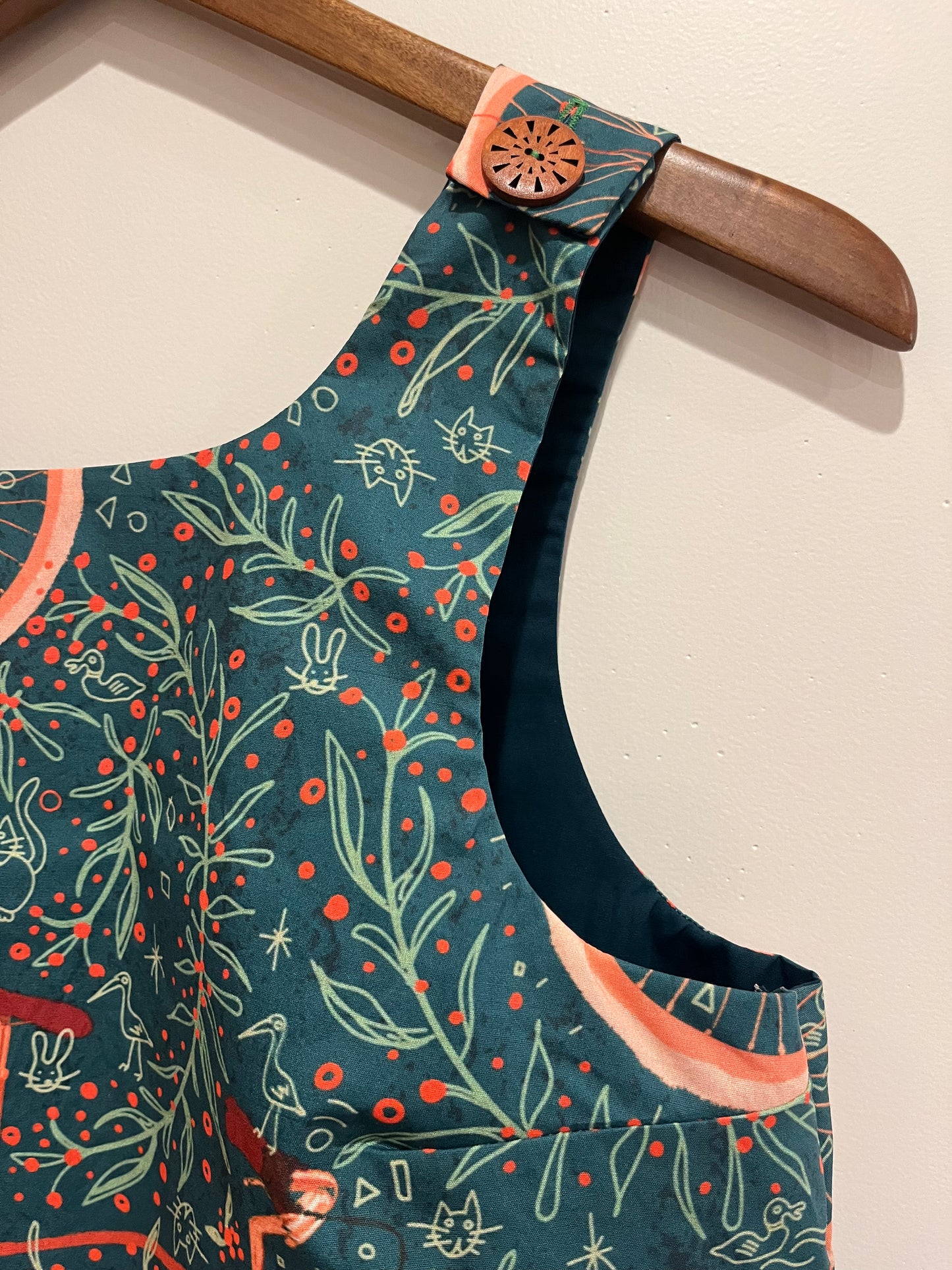 Women’s medium top