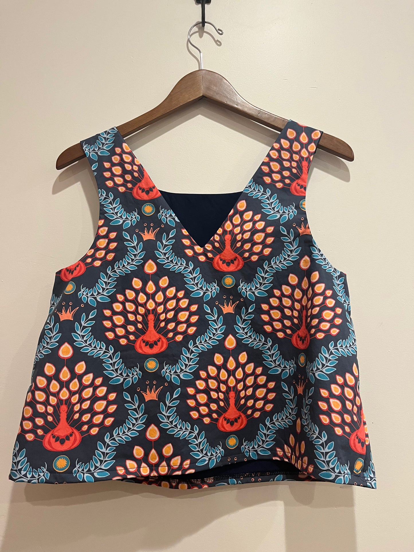Women’s medium top
